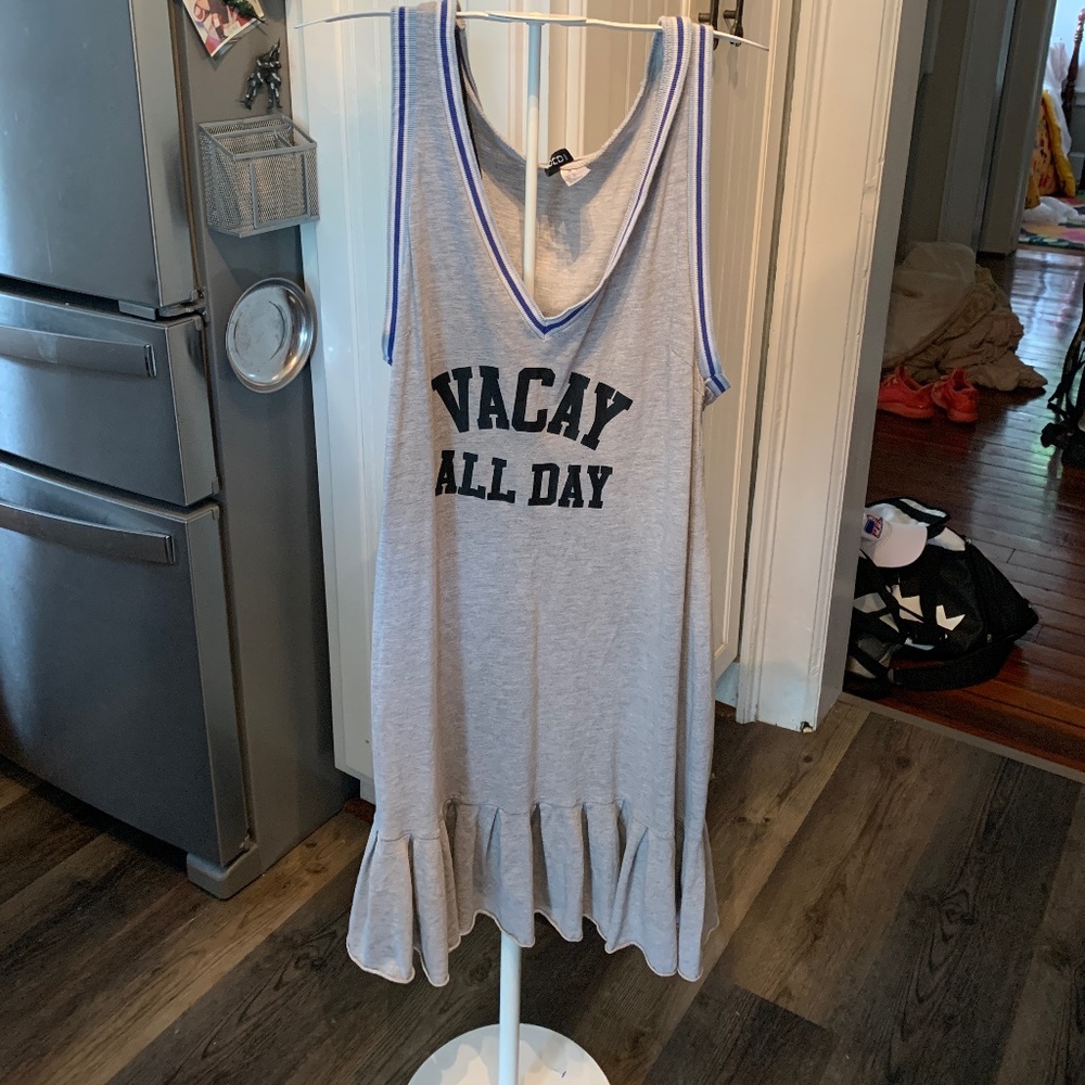 H and M divided vacay all day dress/nightgown. Preowned